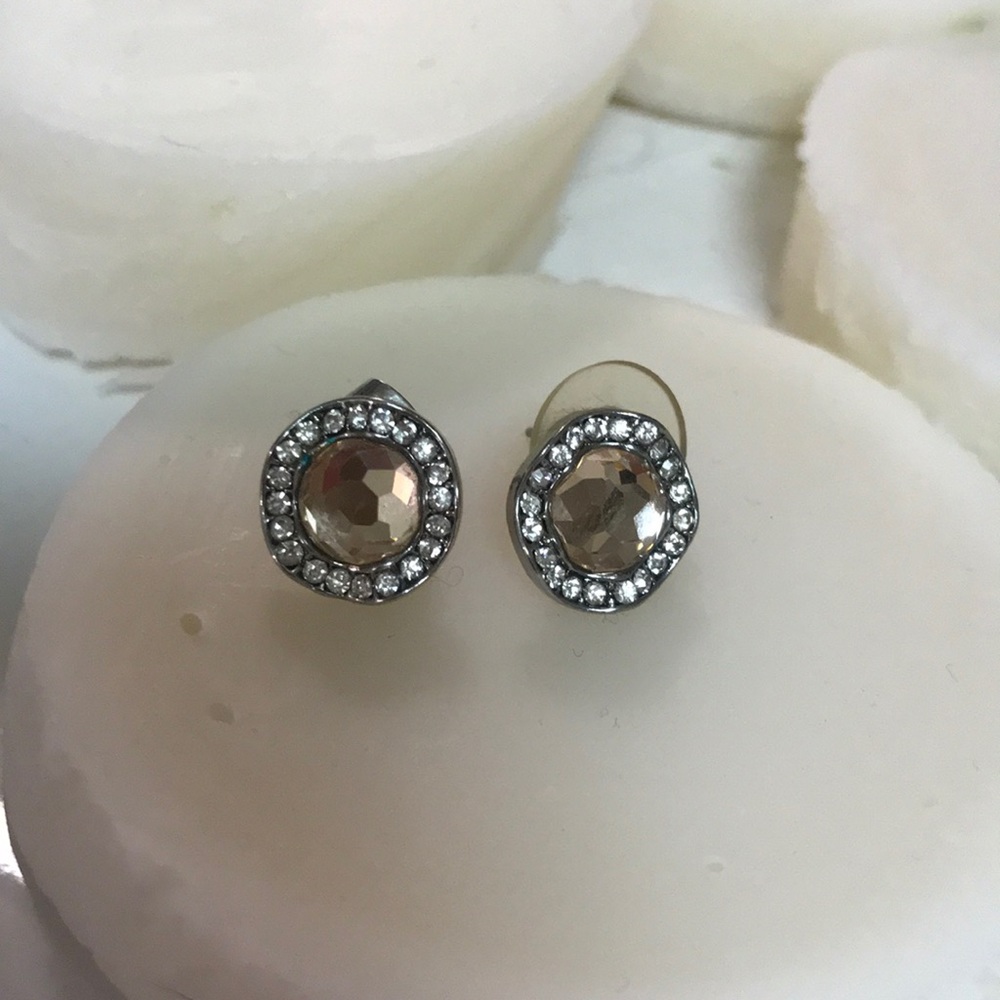 Unmarked Banana Republic Champagne earrings
